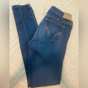 Hollister low rise super skinny jeans